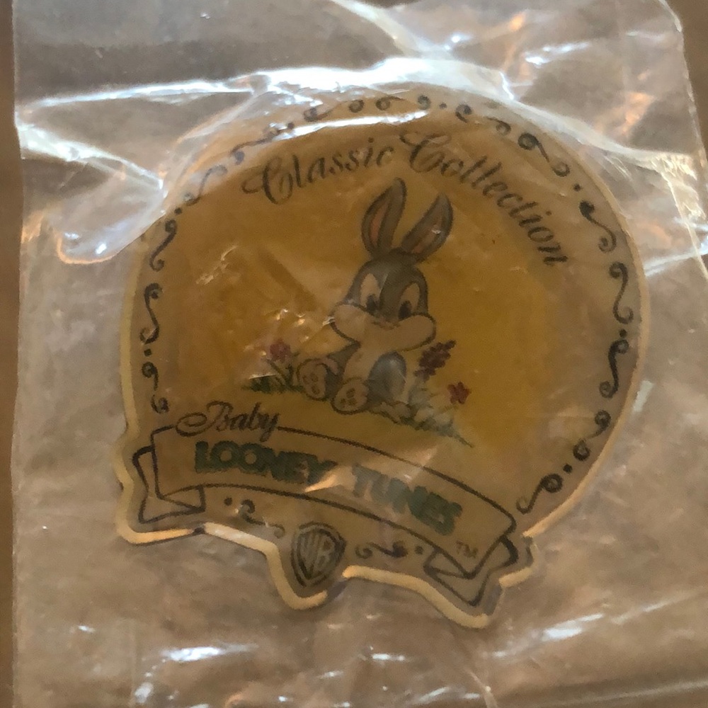 Loony Tunes Classic Collection Pin